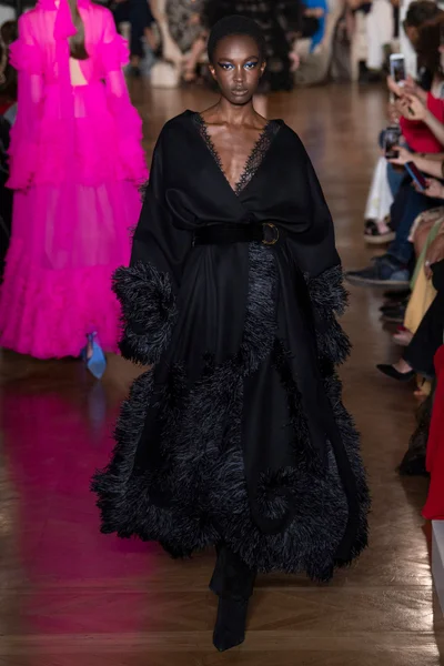 Look 30